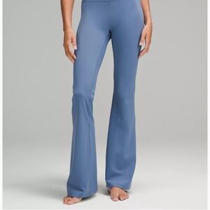 Light blue groove high rise flared leggings